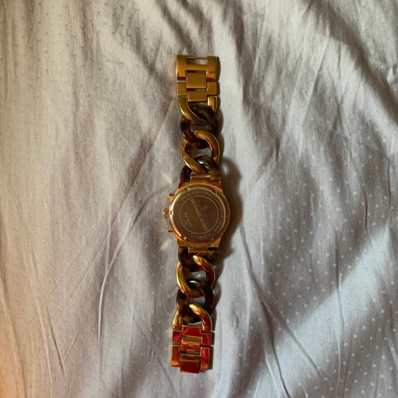 Michael Kors tortoise twist watch - Picture 4 of 6